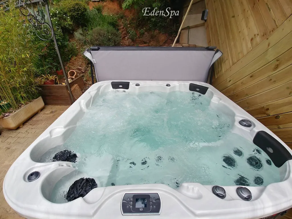jacuzzi exterieur marseille
