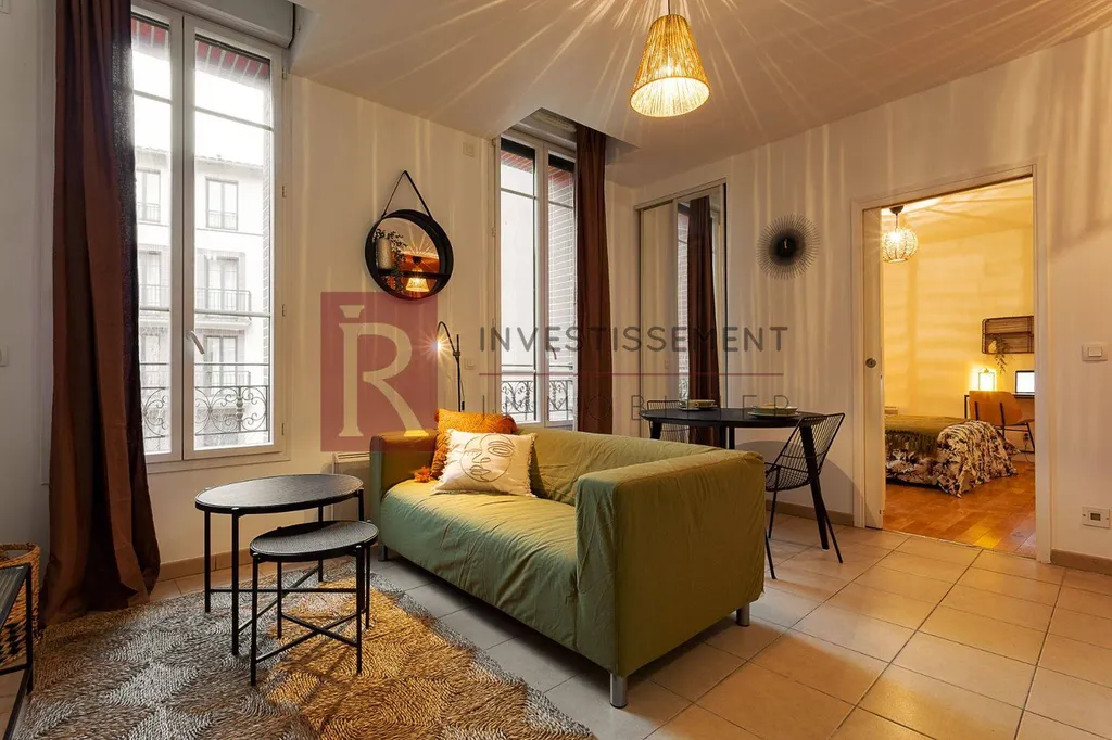 T2 plein centre carmes location