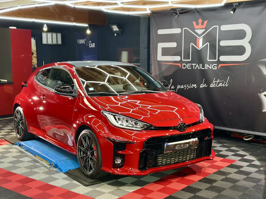 Toyota Yaris GR – Rénovation et traitement céramique à Lyon Ouest proche de Vourles 