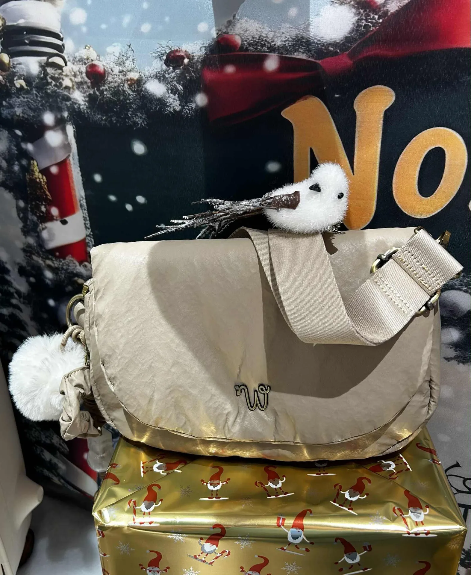 Sac bandoulière Woomen disponible chez Evasion Eu