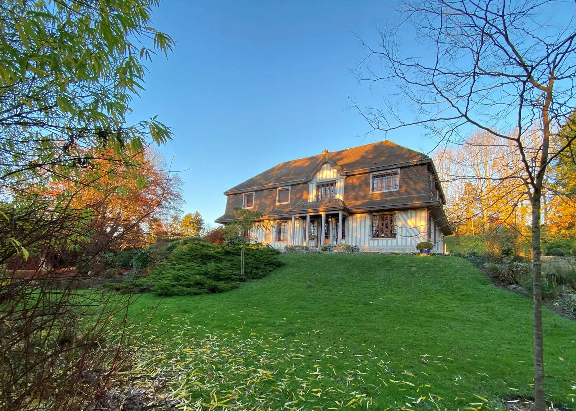 A vendre propriété de caractère sur 1ha de parc