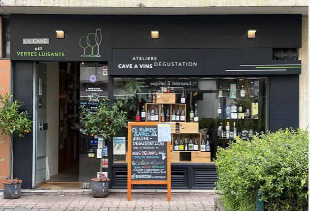 Location - Boutique 105 m², Dupleix, Rue de Lourmel 75015 PARIS
