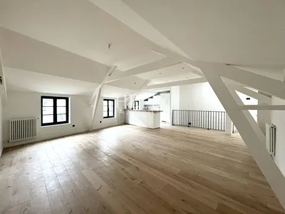 A VENDRE Appartement Neuf traversant 101,30 M² 1er et dernier étage, RER A, écoles, commerces à Saint-Germain-en-Laye.
