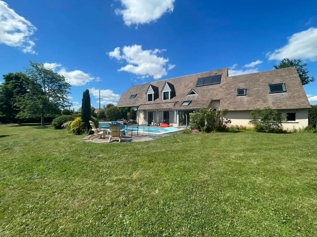 Acheter une maison au calme avec une piscine en sarthe