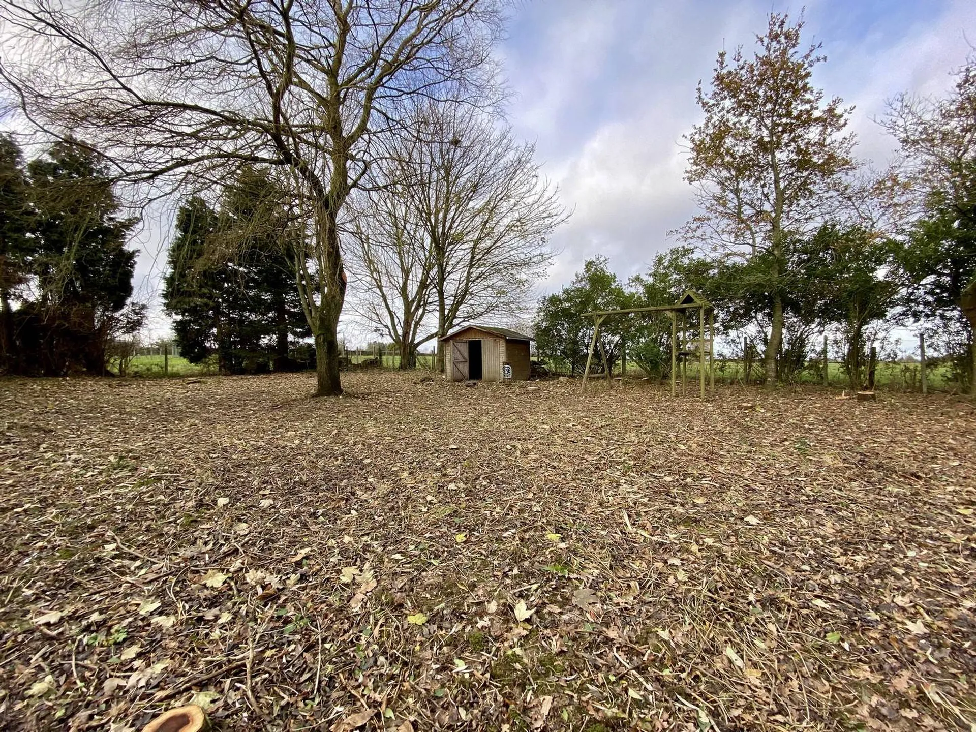 Vends maison de maître à rénover au coeur de la Normandie, offrant environ 140m², Seine-Maritime.