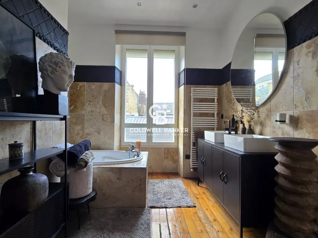 acheter un appartement rénové avec 3 chambres dans le centre ville du mans