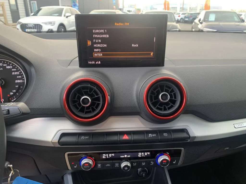 Audi Q2 d'occasion essence b