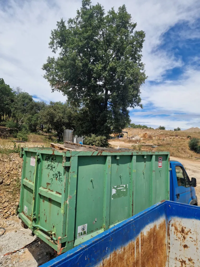 loueur de benne avec chauffeur dechets verts brignoles var