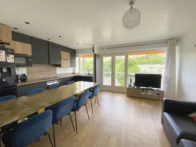 Espace de vie baigné de lumière 