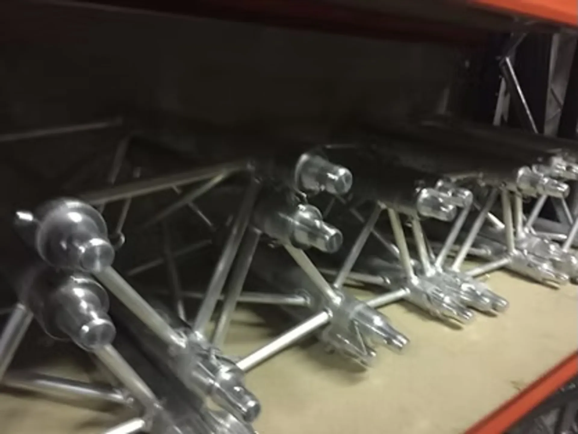 STRUCTURE ALU 0.5M TRIO50M