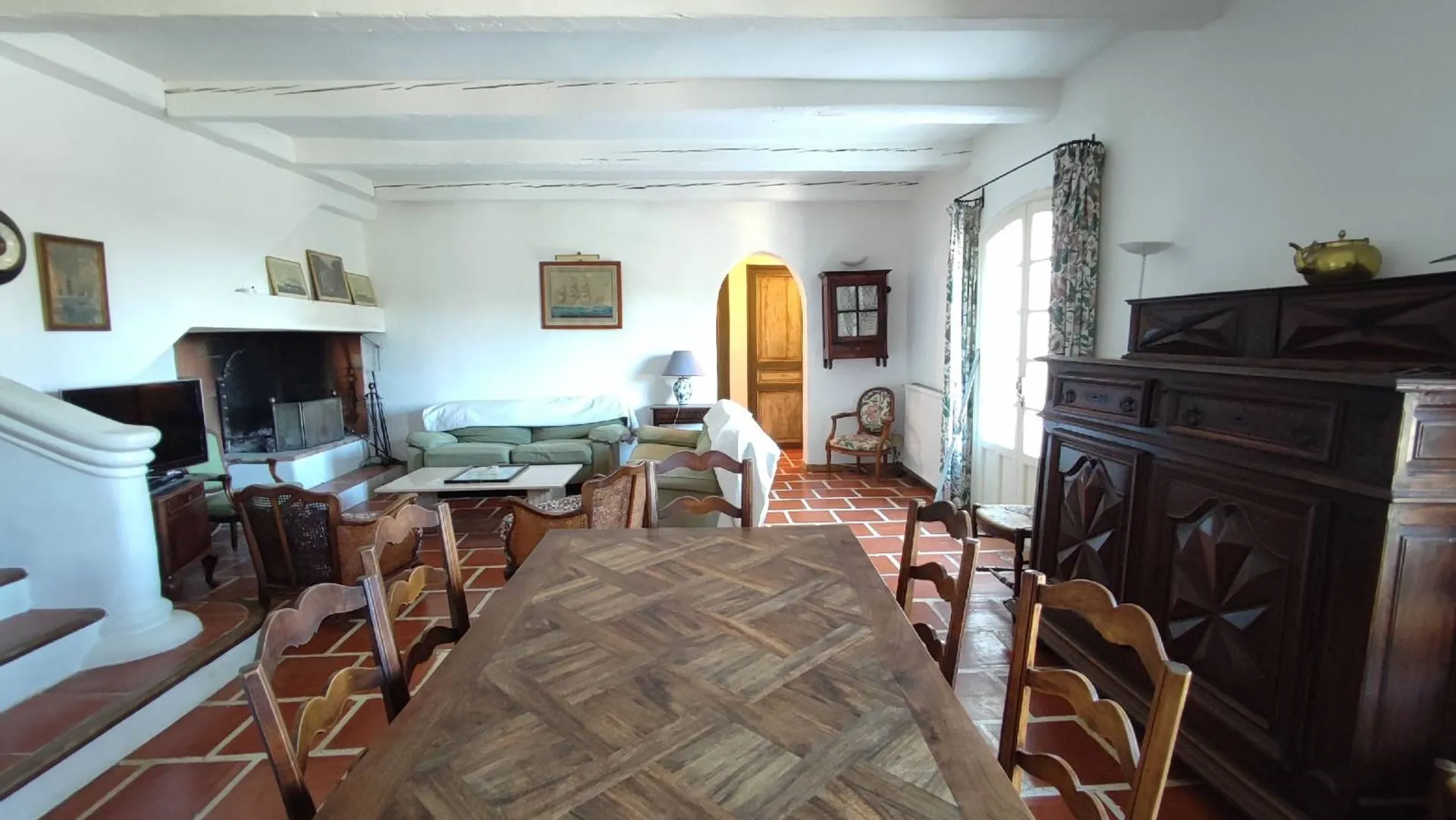 A vendre mas provençal   dans les vignes avec piscine, garage et vue exceptionnelle