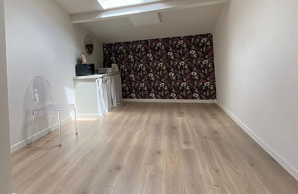 Location cabinet thérapie à Toulouse : bureaux de consultation flexibles à Maison Roquelongue pour praticiens et thérapeutes indépendants