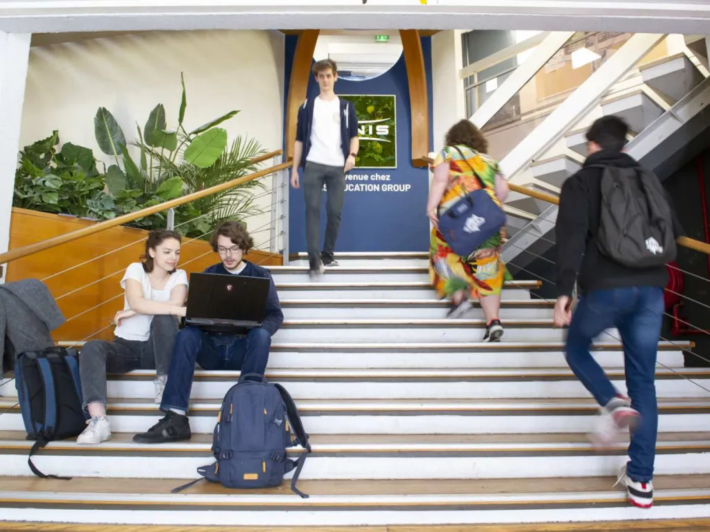 reportage photographique pour école d'enseignement supérieur accueil EPITA Lyon