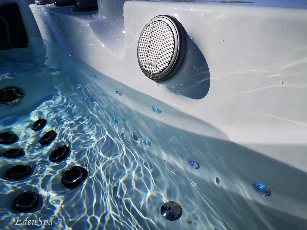 spa canadien 5 places cavaillon