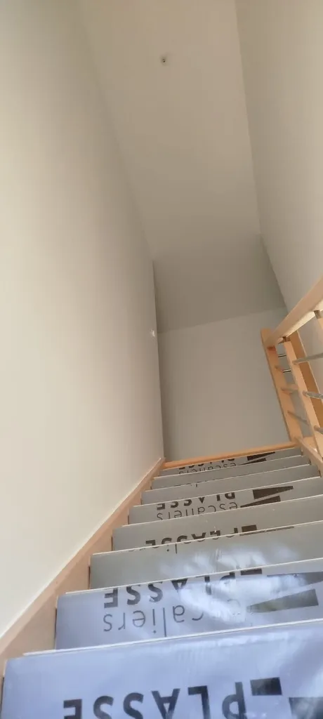 Maison neuve, enduit lissé, peinture pistolet Airless entre Évreux et Vernon