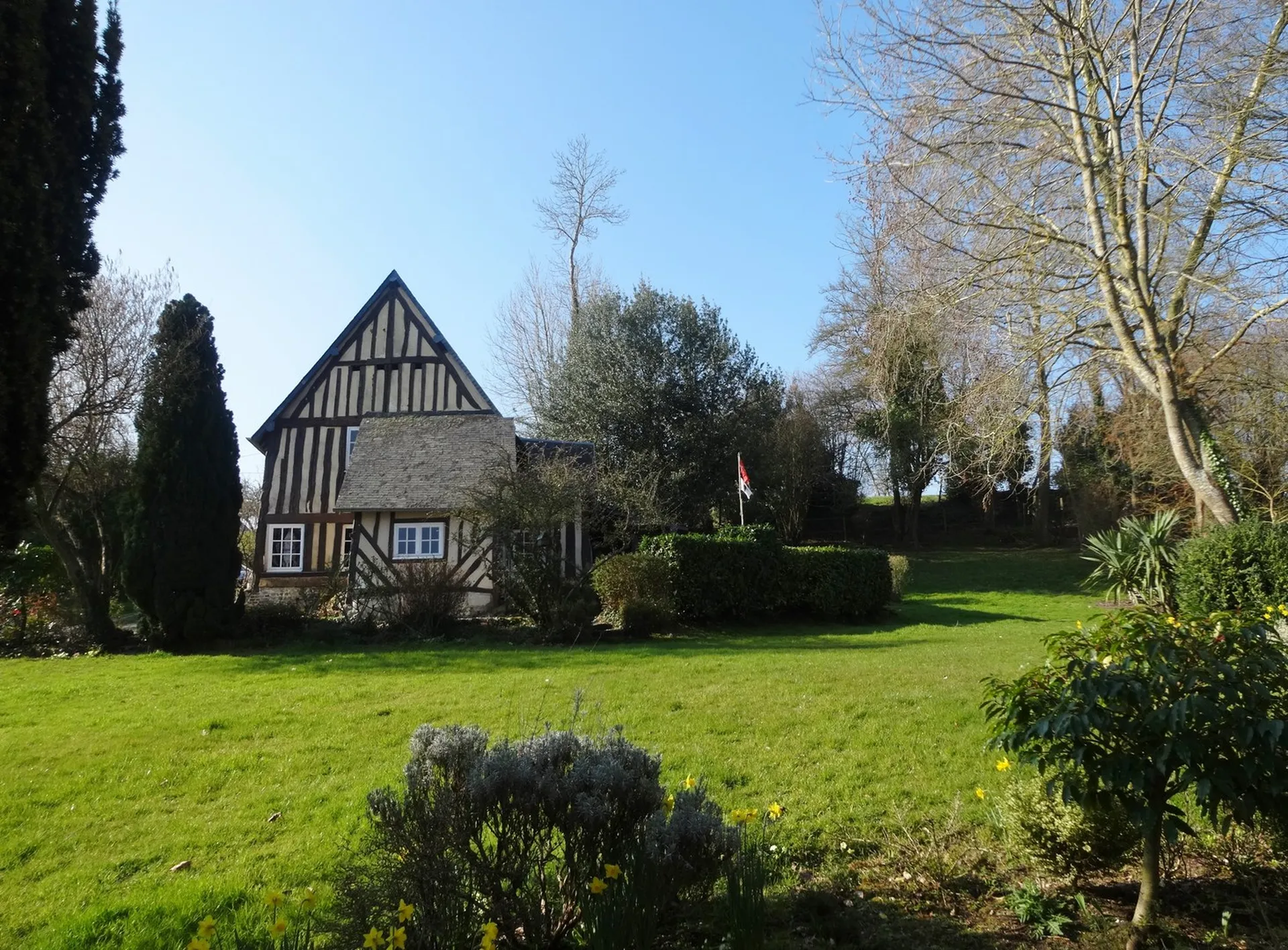 PROPRIETE NORMANDE LIVAROT, Pays d'Auge, Calvados 14