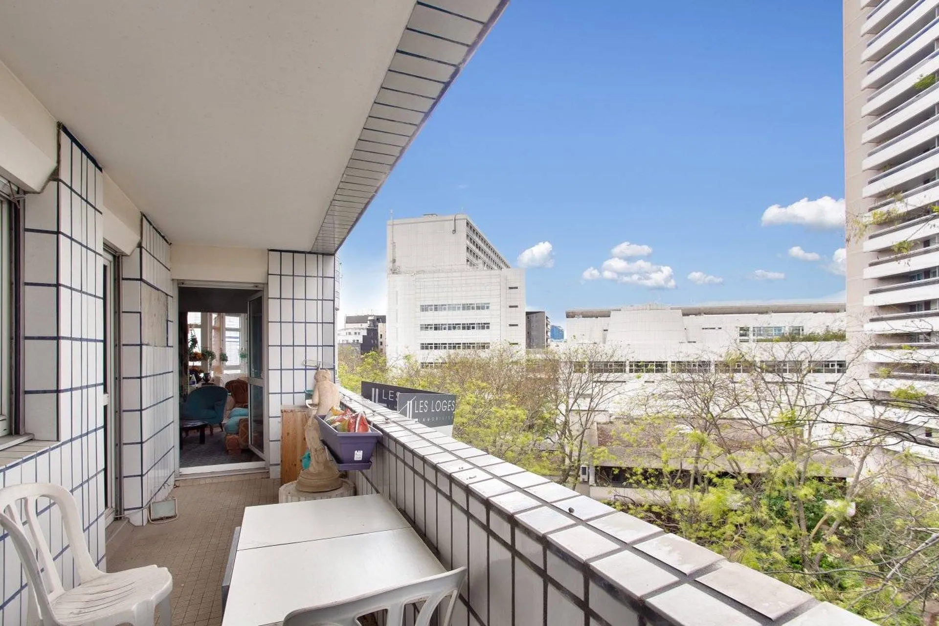 121 m² 5 pièces 75015 à vendre