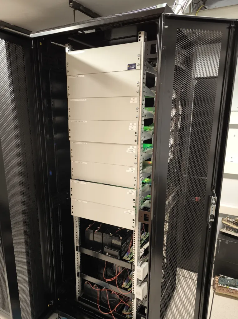 Remplacement d'un système de contrôle d'accès et d'intrusion sur un site industriel dans le quartier de la part dieu à lyon avec remplacement des bornes d'entrée et sortie du site