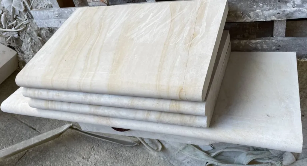 Pierre de Dordogne pour dallage et taille de pierre entre Bordeaux et Cahors