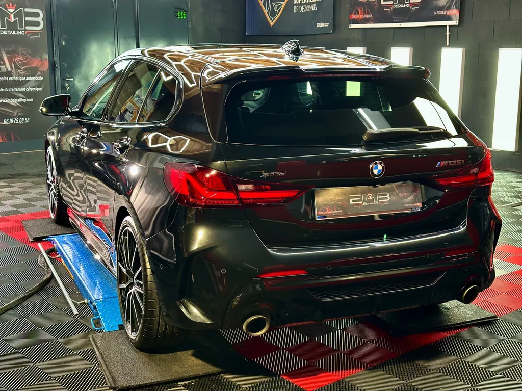 centre de DETAILING traitement céramique contre les micros rayures BMW 135 vaugneray 