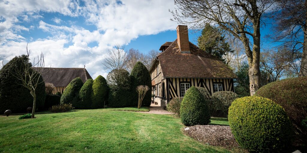 Propriétés et châteaux à vendre en Normandie