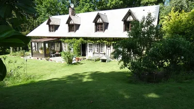 à 15 mns de la plage, charmante longère dans un cadre de verdure, au calme, 76 Normandie