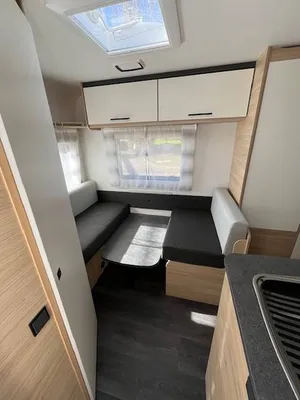 Vente de caravanes Sterckeman easy 460CP disponible desuite sur parc