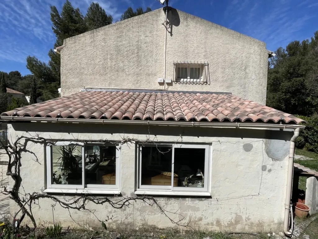 Rénovation de toiture d’une maison sur Martigues 