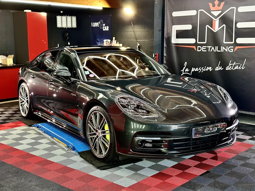 DETAILING Lyon traitement céramique carrosserie Porsche panamera 