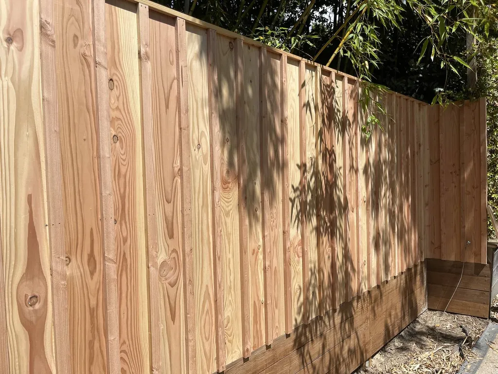 clôture en bois exotique ipé et voliges Douglas pour pour votre jardin près de Mezos