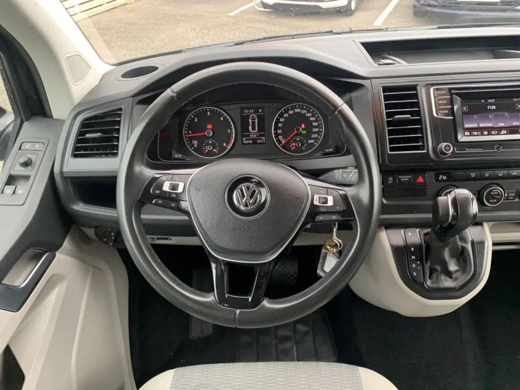 Volkswagen Caravelle Boite automatique diesel d'occasion proche du Havre