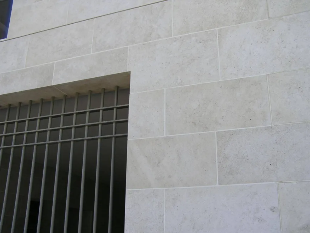 Parement pierre intérieur et parement pierre extérieur, livraison Bordeaux, Lyon, Paris