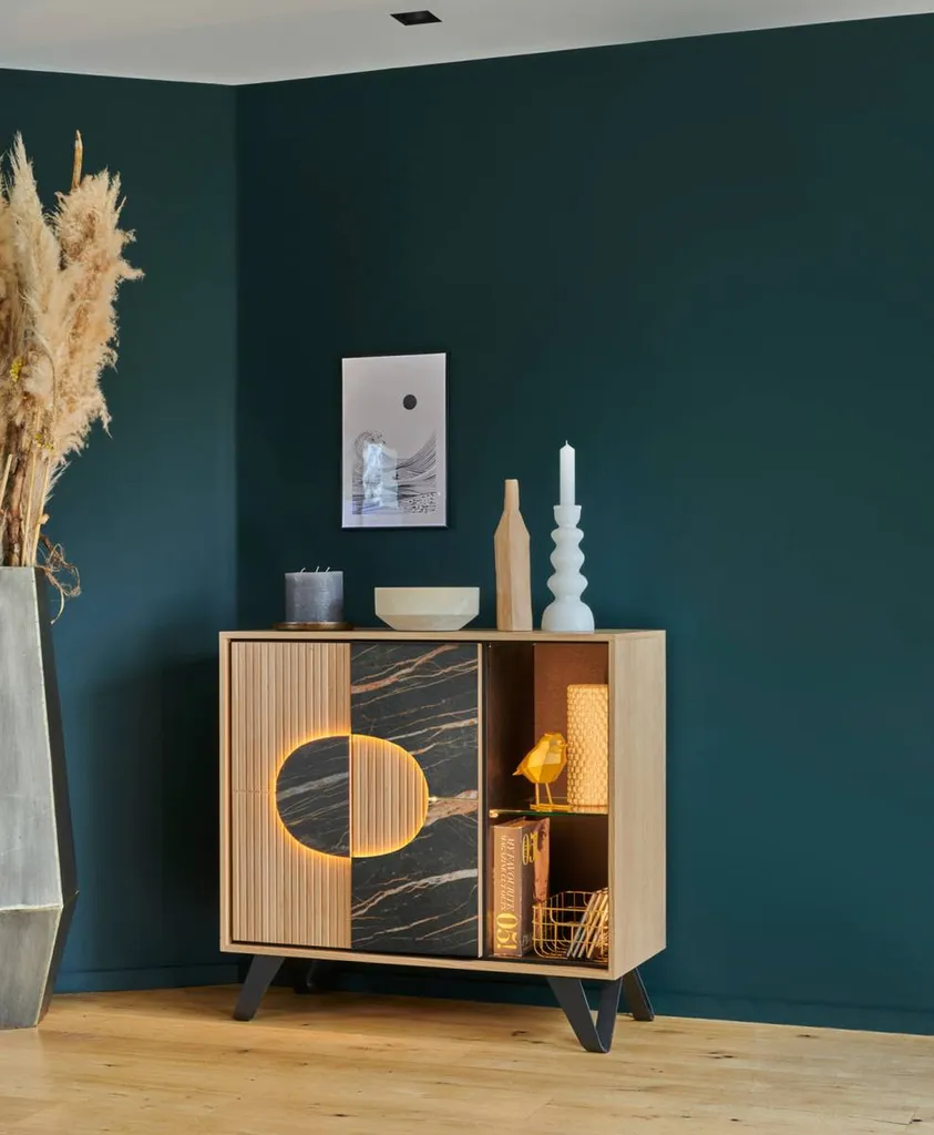 Vente d'une salle à manger complète Francaise avec éclairage SPERE