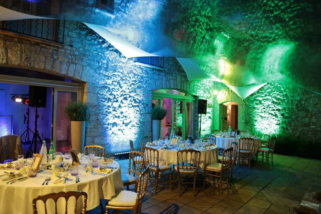 Wedding planner à Antibes dans un mas provencal