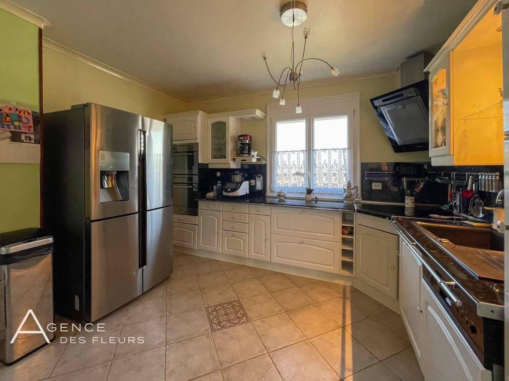 pavillon avec garage 27370