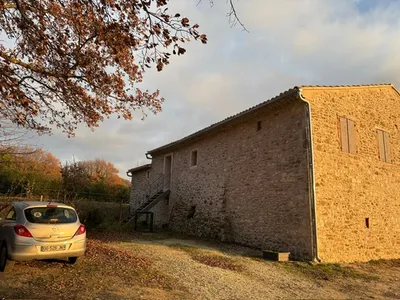 Quel délai pour installer une gouttière zinc en cas d’urgence ? Réponse et prise de rendez-vous express à Bagnols sur Cèze