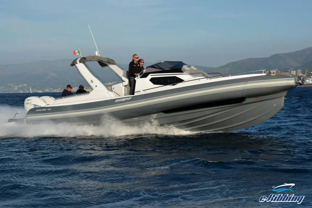 Bateau semi-rigide Salpa Soleil 42 à vendre à La Ciotat