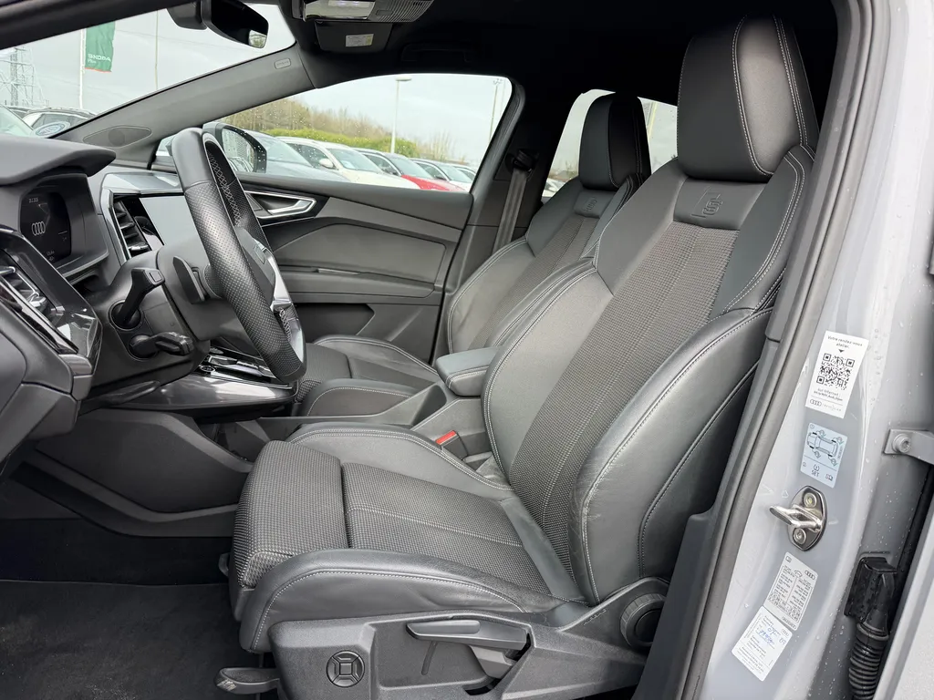 Audi Q4 Sportback e-tron d'occasion S line à vendre chez votre concessionnaire Caudebec Automobiles proche du Havre