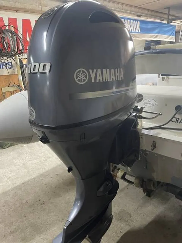 Acheter un moteur hors bord d'occasion à Arzal