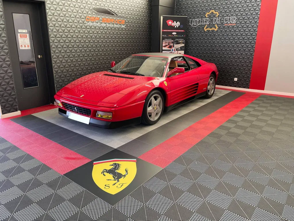 Assurer l'entretien des cuirs de sa Ferrari 348 TS à Le Mans 72