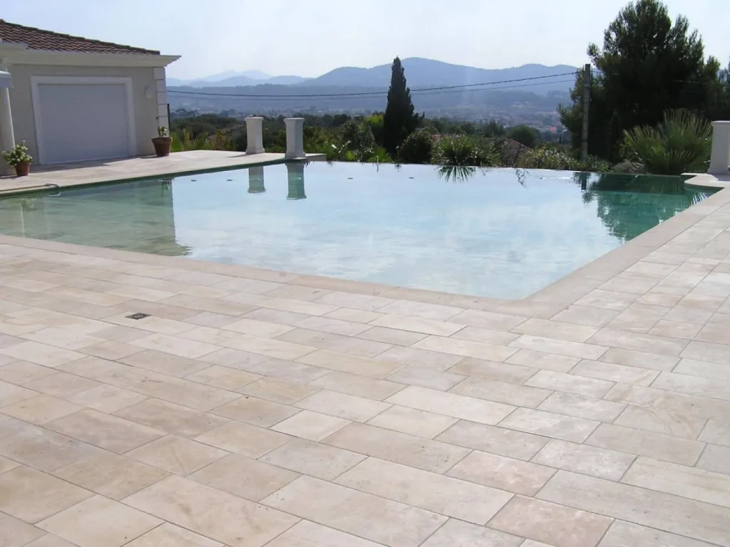 Quelle pierre choisir pour un dallage en terrasse ?