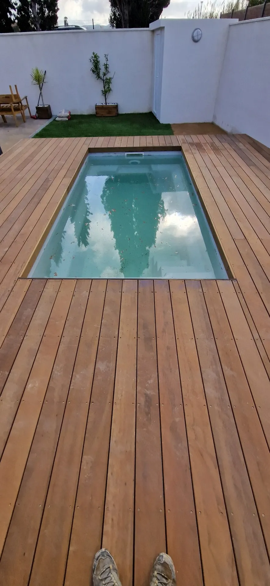 Tour de piscine à Marignane 13 Bouche du Rhone 