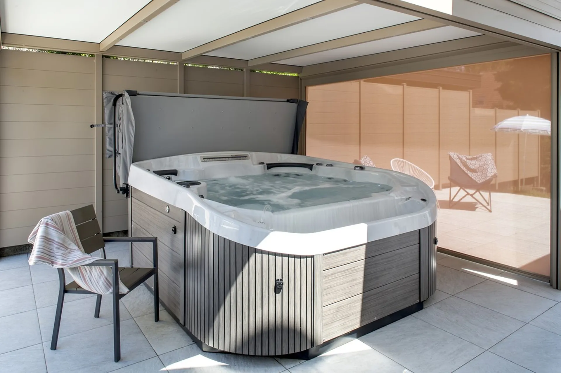 PERGOLA POUR SPA