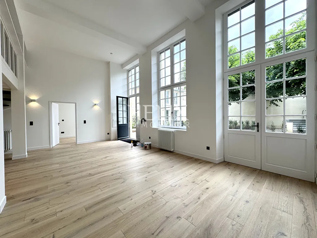 Programme neuf maison de ville 192,10 M2 jardin et terrasse à Saint-Germain-en-Laye , RER A 10 mn, livraison été 2024.
