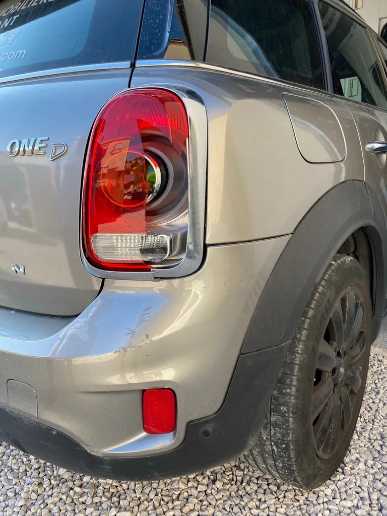 Réparation choc arrière sur Mini Countryman à Carnoux – Franchise offerte jusqu’à 300€ – Carrosserie proche de Cassis, Marseille et La Ciotat