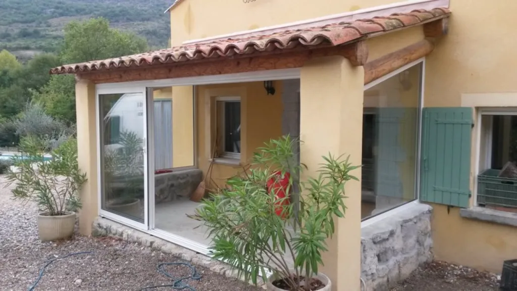 Coulissant 3 vantaux laqué blanc drome 26170