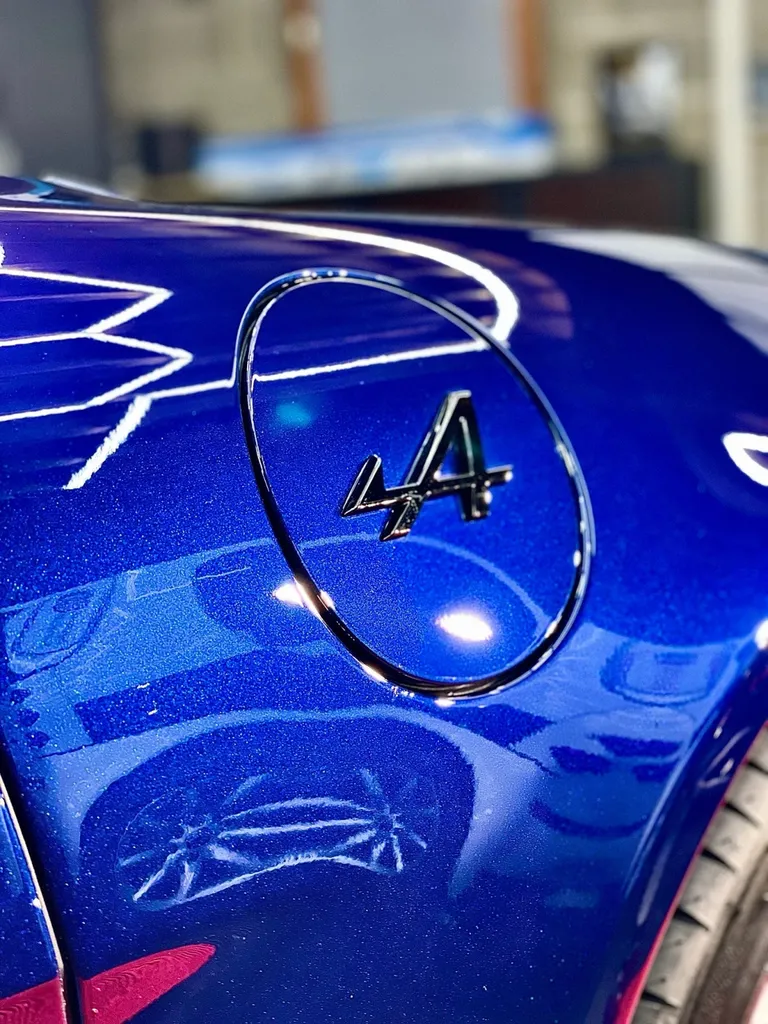 Protection PPF Renault alpine et traitement céramique carrosserie Lyon 