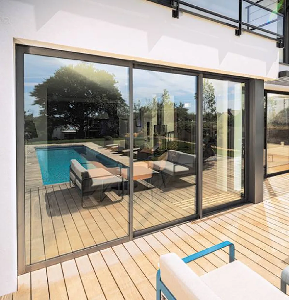 Devis installation de menuiseries et baie vitrée aluminium Kline à Genas