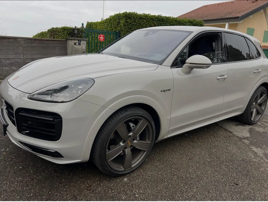 Voiture sportive européenne vendue par Asphalte Diffusion – expertise import et vente à Bordeaux