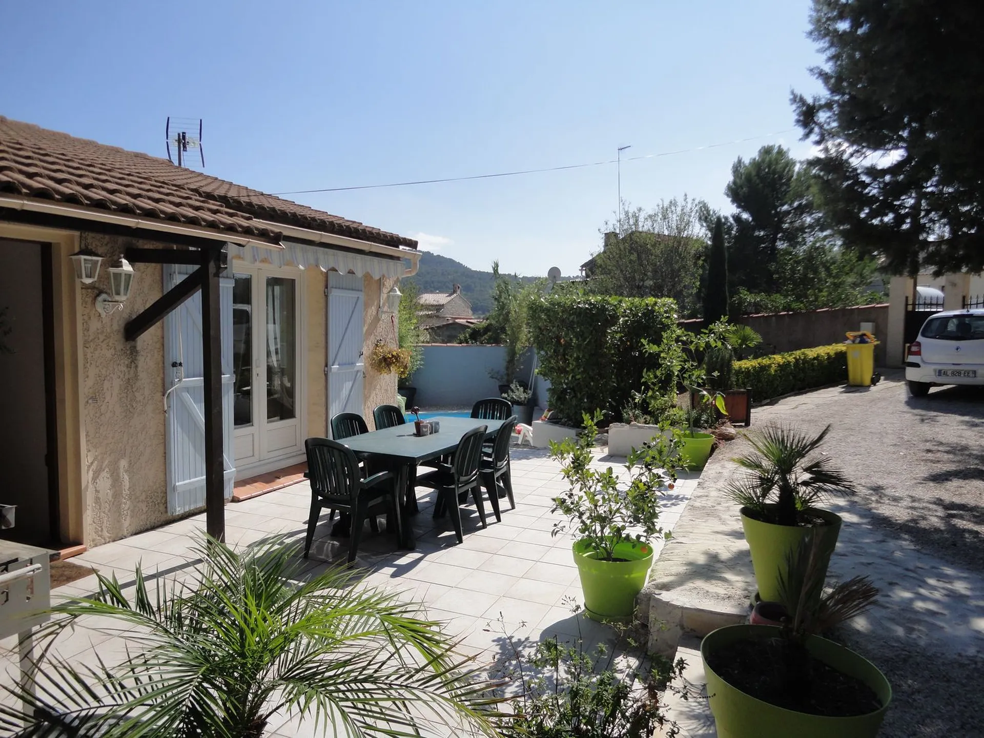 villa t5 de plain pied à vendre roquefort la bédoule